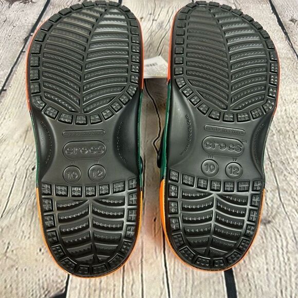 Crocs x 7-Eleven Collab Black Classic Clog Jibbitz Limited Edition M10/W12 NWT - Picture 9 of 9